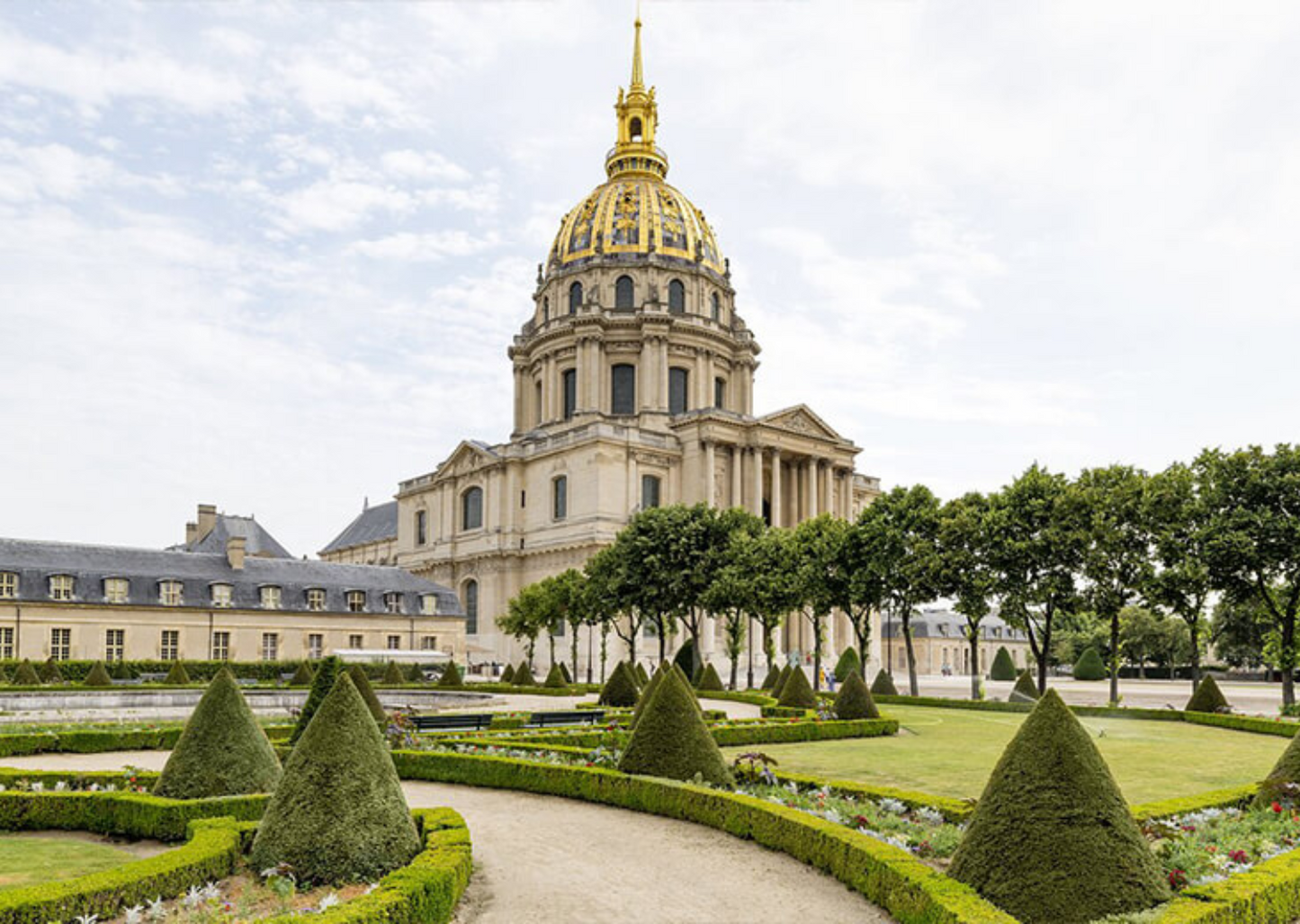 Invalides Uncovered: Secrets, Soldiers, and Stories Tour