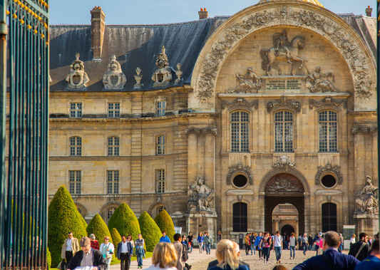 Invalides Uncovered: Secrets, Soldiers, and Stories Tour (Private)