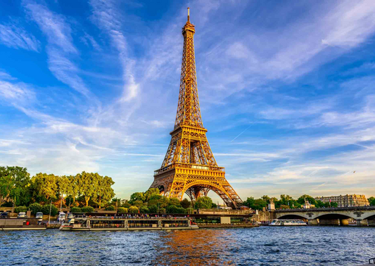 Eiffel Tower Guided Steps and Adventure by Night (Intimate Group)