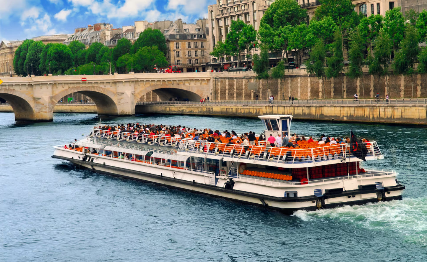 Guided Notre Dame Exterior Tour